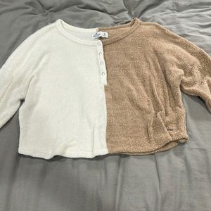 hollister cropped sweater